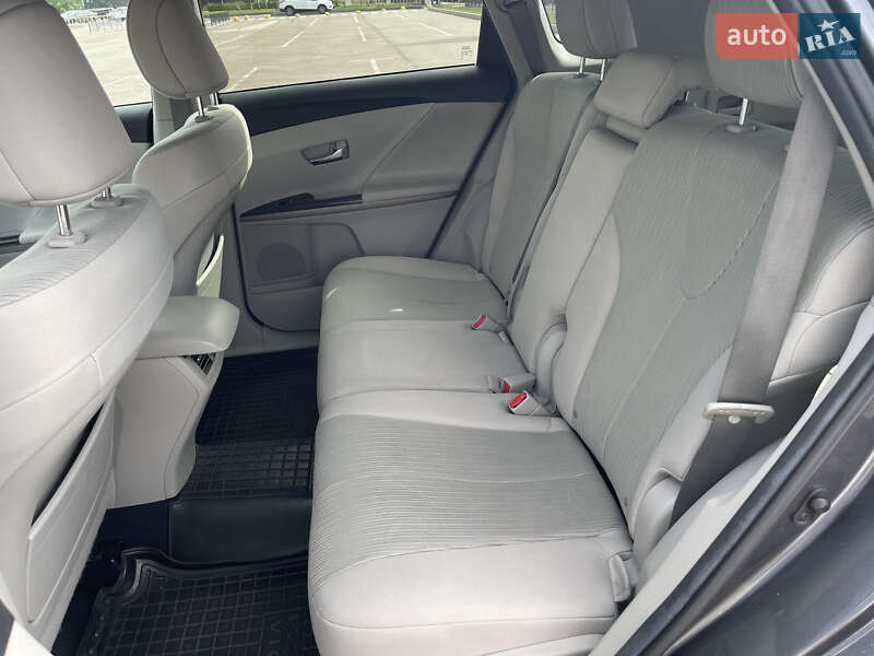 Позашляховик / Кросовер Toyota Venza 2013 в Києві фото 17 Позашляховик / Кросовер Toyota Venza 2013 в Києві