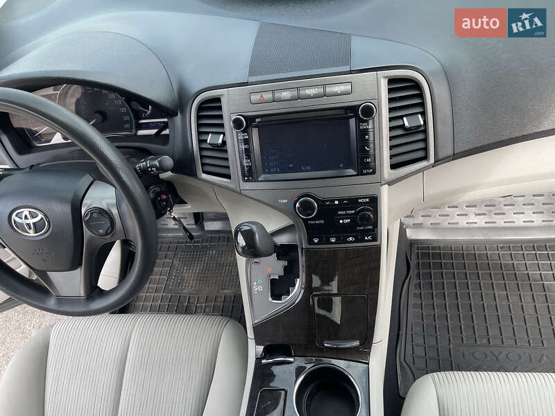 Позашляховик / Кросовер Toyota Venza 2013 в Києві фото 23 Позашляховик / Кросовер Toyota Venza 2013 в Києві