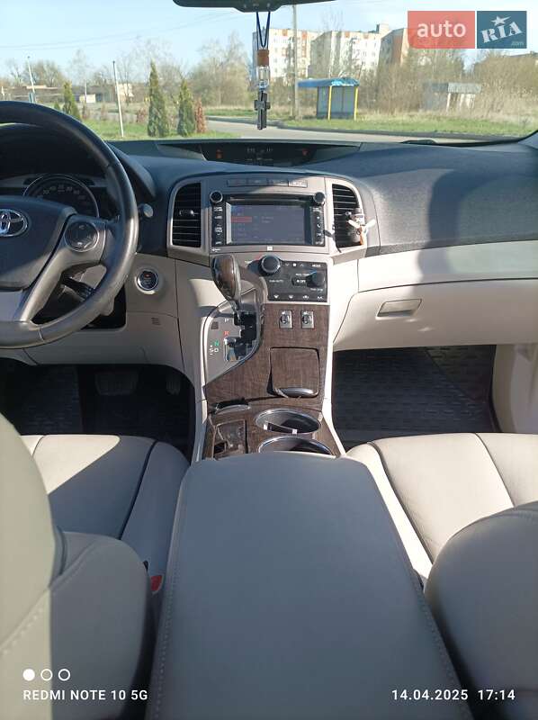 Внедорожник / Кроссовер Toyota Venza 2014 в Умани