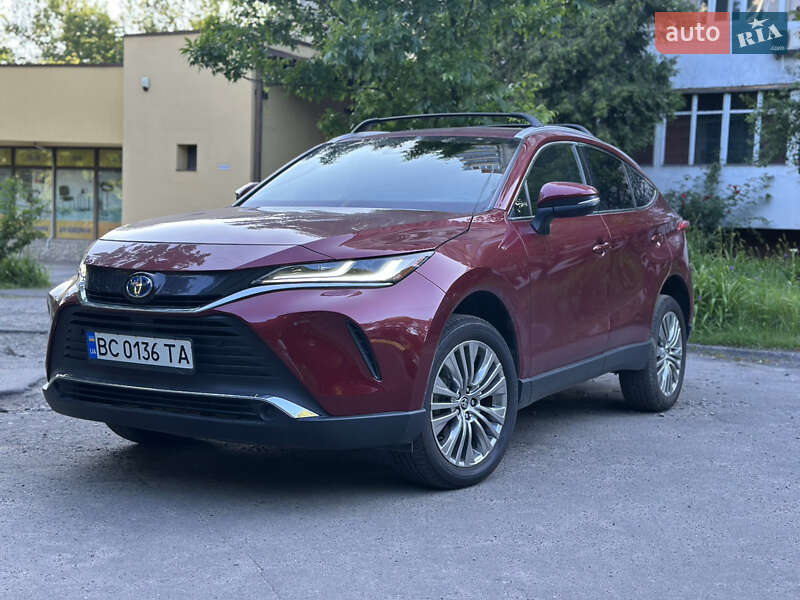 Позашляховик / Кросовер Toyota Venza 2022 в Львові