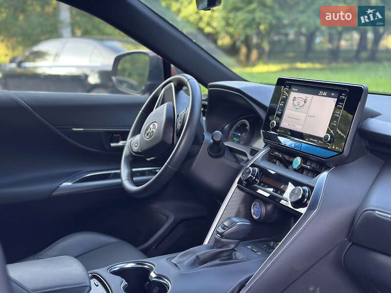 Позашляховик / Кросовер Toyota Venza 2022 в Львові