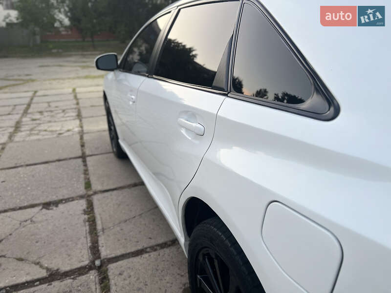 Внедорожник / Кроссовер Toyota Venza 2010 в Харькове