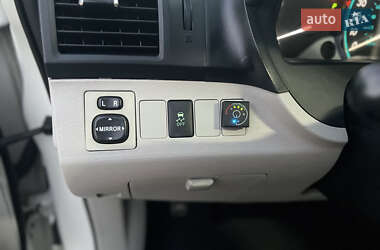 Внедорожник / Кроссовер Toyota Venza 2010 в Харькове