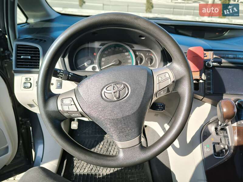 Позашляховик / Кросовер Toyota Venza 2011 в Тернополі