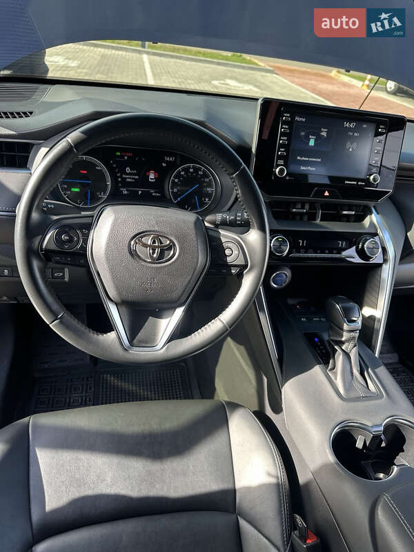 Внедорожник / Кроссовер Toyota Venza 2022 в Черкассах