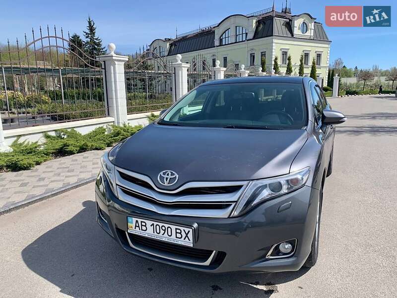 Позашляховик / Кросовер Toyota Venza 2013 в Вінниці