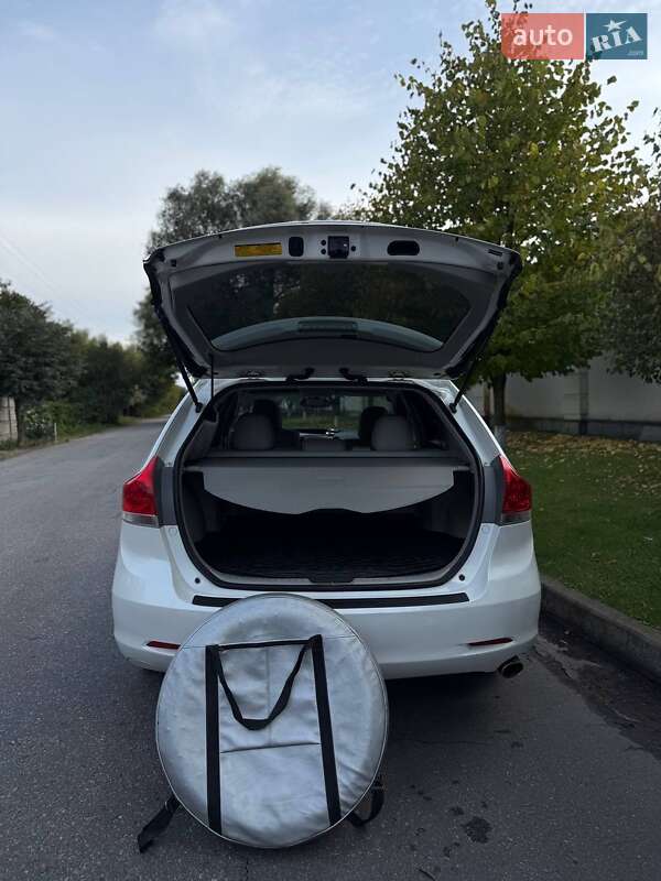 Внедорожник / Кроссовер Toyota Venza 2010 в Киеве