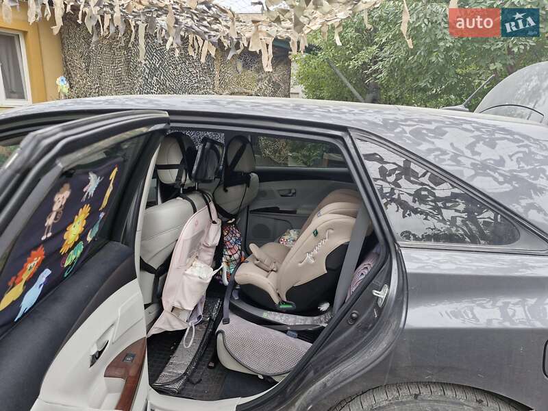 Позашляховик / Кросовер Toyota Venza 2010 в Кам'янець-Подільському