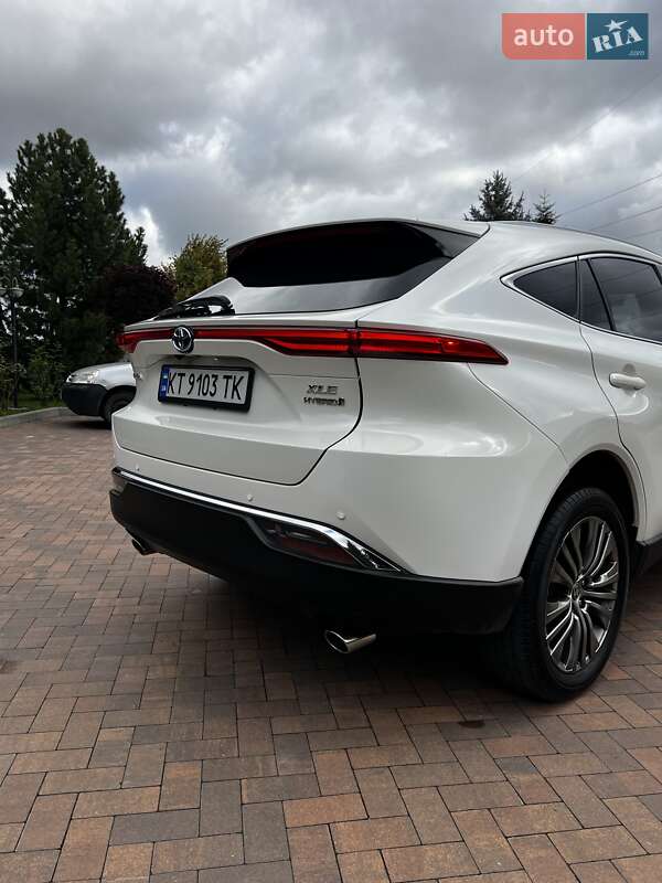Позашляховик / Кросовер Toyota Venza 2022 в Івано-Франківську