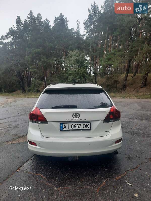 Внедорожник / Кроссовер Toyota Venza 2013 в Борисполе