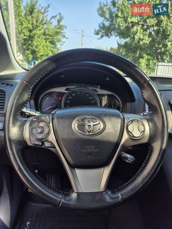 Внедорожник / Кроссовер Toyota Venza 2013 в Борисполе