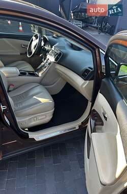 Внедорожник / Кроссовер Toyota Venza 2011 в 