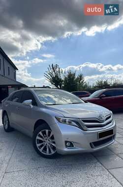 Внедорожник / Кроссовер Toyota Venza 2015 в Дрогобыче