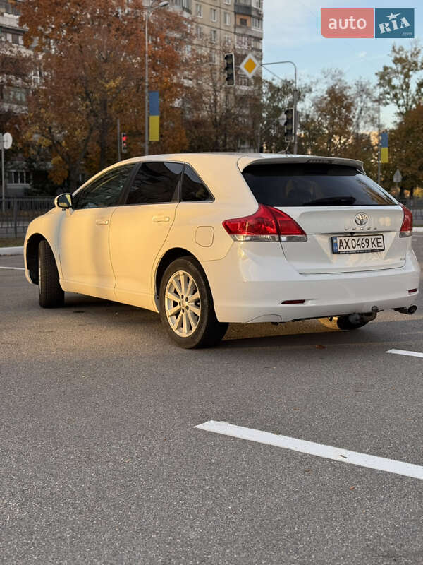 Внедорожник / Кроссовер Toyota Venza 2010 в Харькове фото 3 Внедорожник / Кроссовер Toyota Venza 2010 в Харькове
