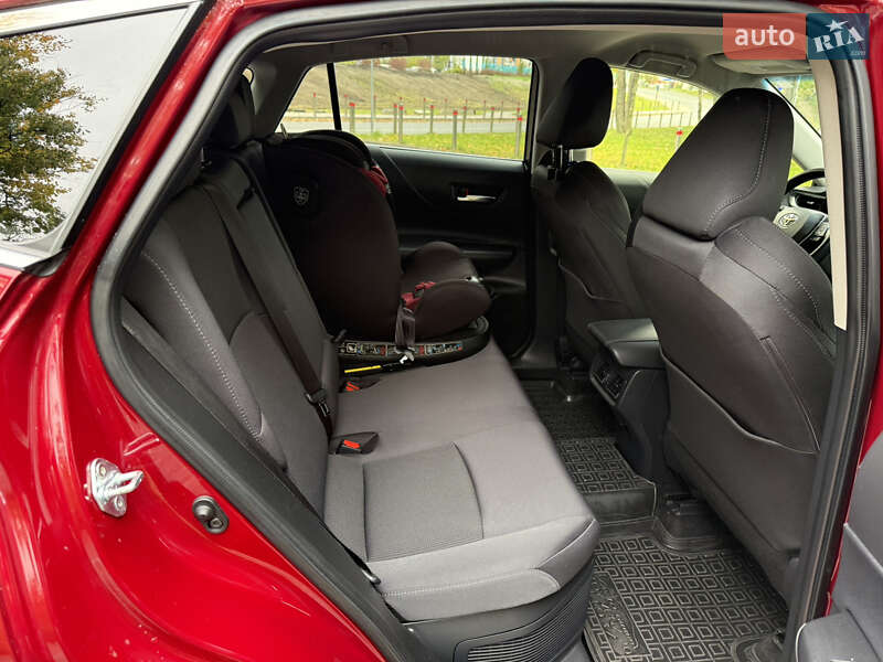 Позашляховик / Кросовер Toyota Venza 2022 в Києві