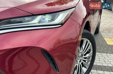 Внедорожник / Кроссовер Toyota Venza 2021 в 