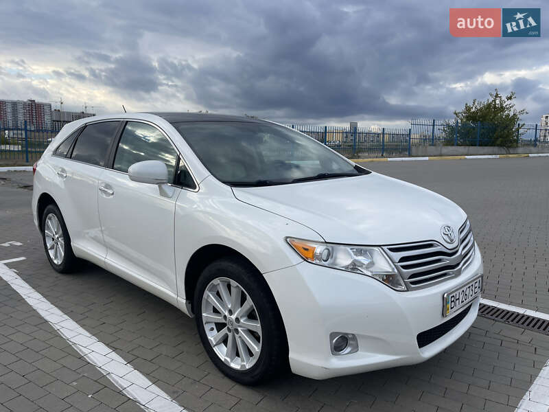 Позашляховик / Кросовер Toyota Venza 2010 в Одесі
