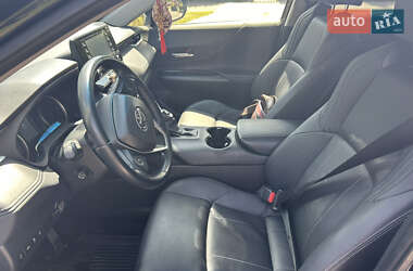 Внедорожник / Кроссовер Toyota Venza 2021 в 