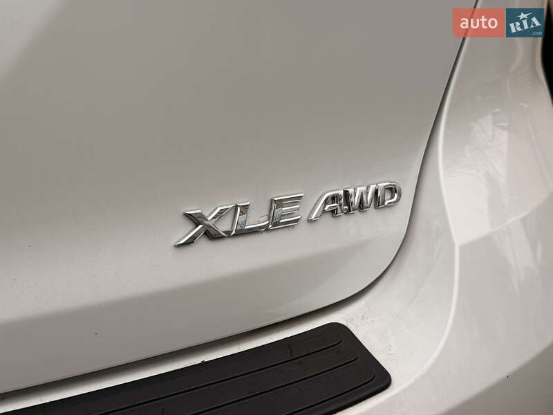 Внедорожник / Кроссовер Toyota Venza 2012 в Киеве фото 26 Внедорожник / Кроссовер Toyota Venza 2012 в Киеве