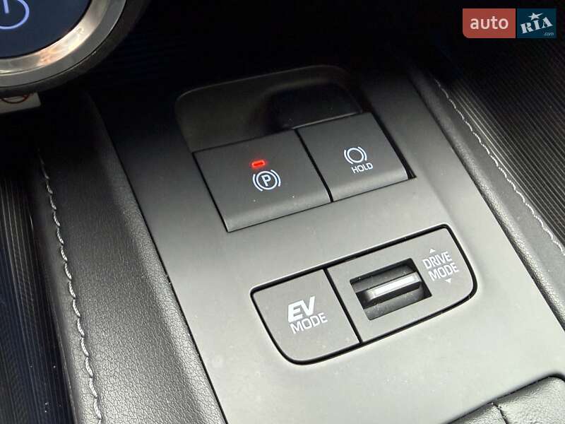 Внедорожник / Кроссовер Toyota Venza 2022 в Киеве