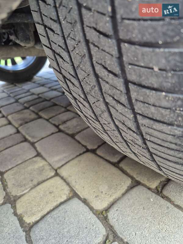 Позашляховик / Кросовер Toyota Venza 2021 в Івано-Франківську