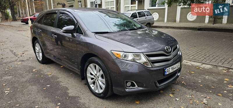 Внедорожник / Кроссовер Toyota Venza 2014 в Днепре