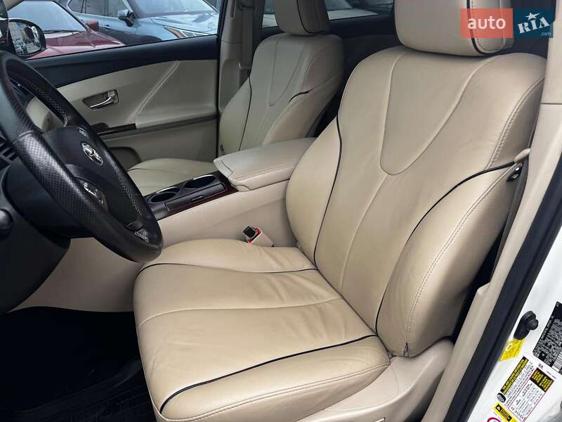 Внедорожник / Кроссовер Toyota Venza 2012 в Харькове