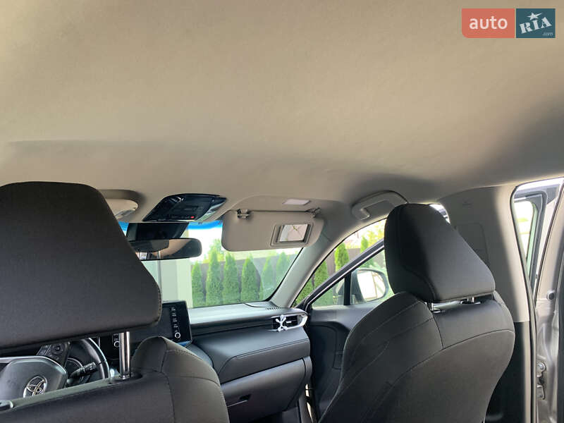 Позашляховик / Кросовер Toyota Venza 2021 в Коломиї