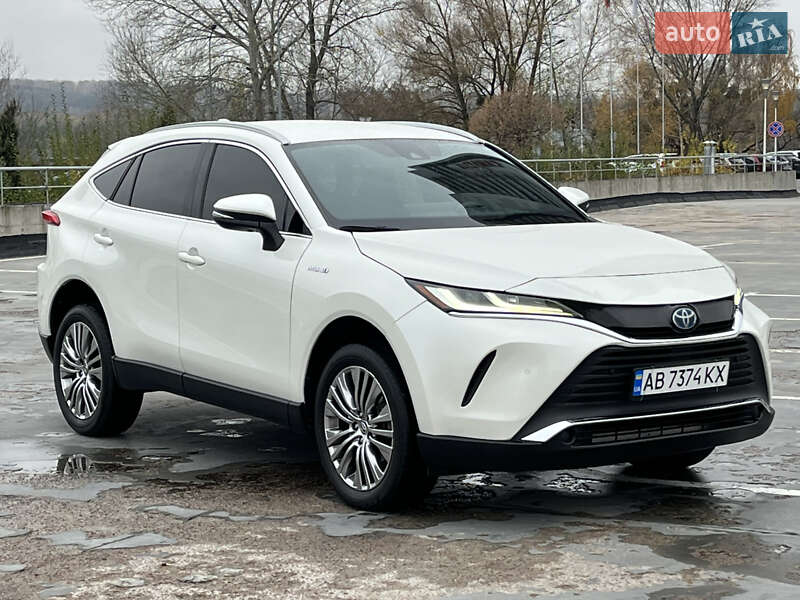 Позашляховик / Кросовер Toyota Venza 2020 в Києві