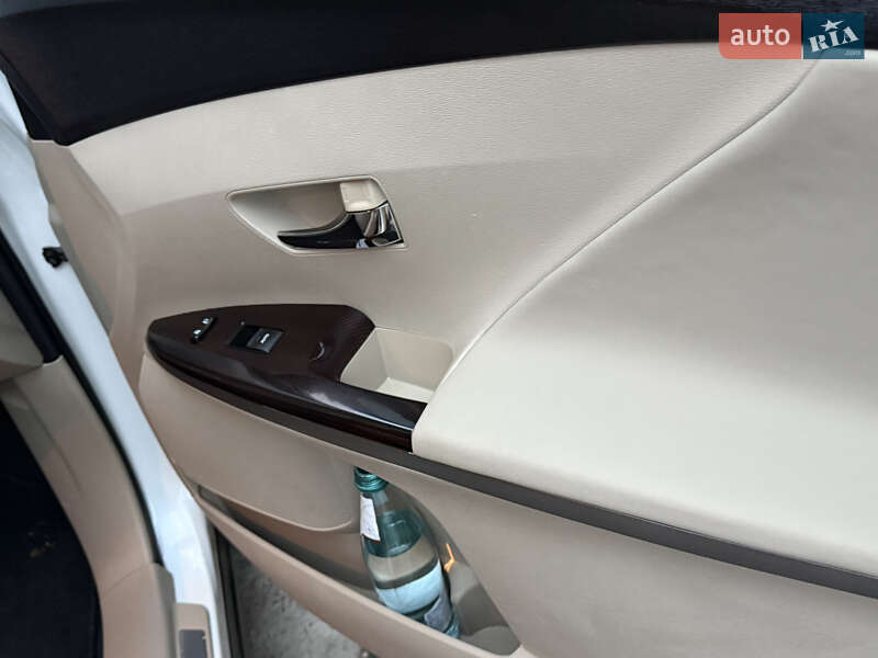 Внедорожник / Кроссовер Toyota Venza 2011 в Одессе фото 3 Внедорожник / Кроссовер Toyota Venza 2011 в Одессе