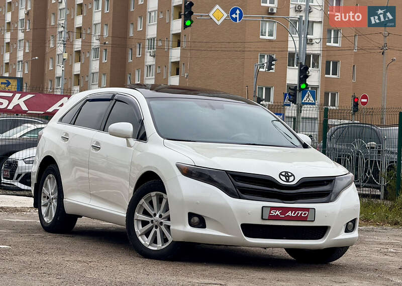 Внедорожник / Кроссовер Toyota Venza 2010 в Киеве
