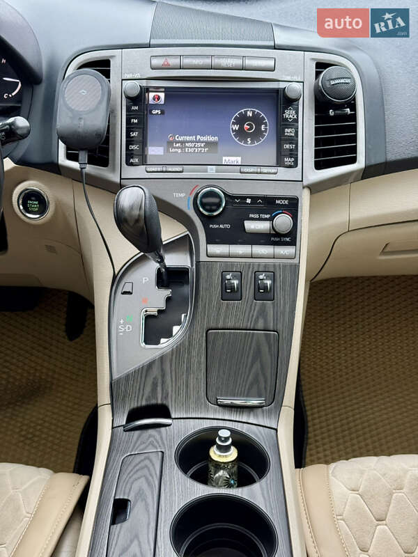 Внедорожник / Кроссовер Toyota Venza 2010 в Киеве