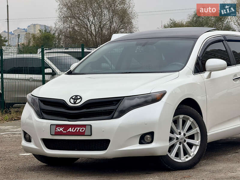 Внедорожник / Кроссовер Toyota Venza 2010 в Киеве