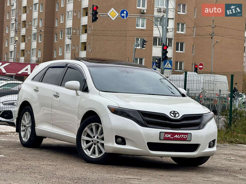 Внедорожник / Кроссовер Toyota Venza 2010 в Киеве
