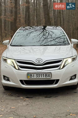 Позашляховик / Кросовер Toyota Venza 2013 в Знам'янці