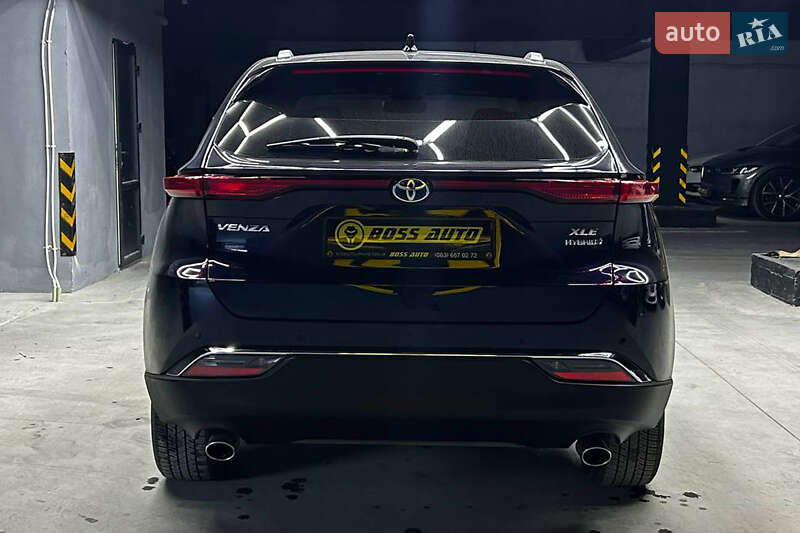 Внедорожник / Кроссовер Toyota Venza 2022 в Черновцах