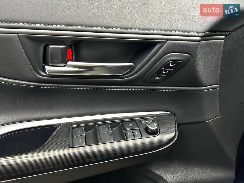 Внедорожник / Кроссовер Toyota Venza 2022 в Черновцах