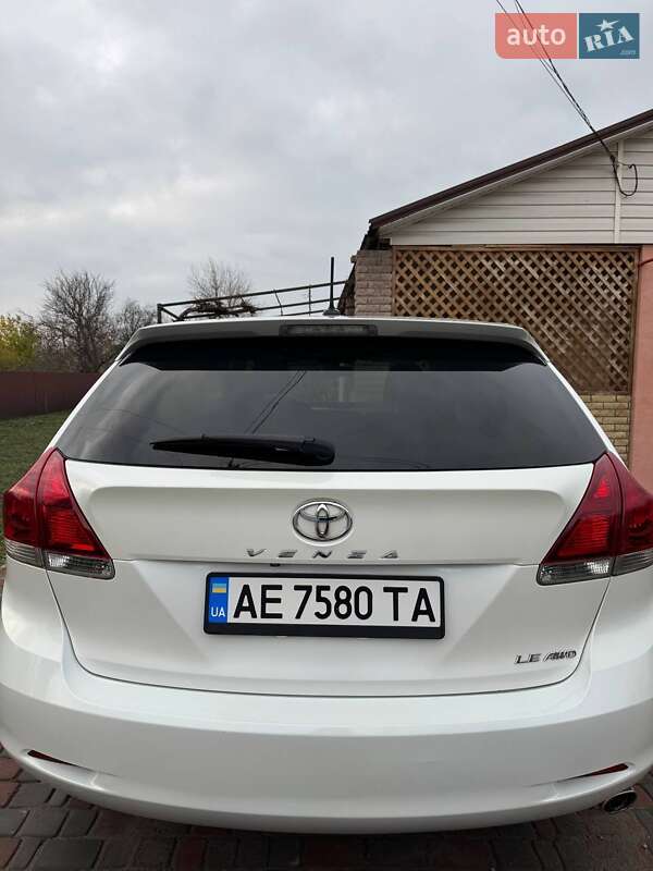 Внедорожник / Кроссовер Toyota Venza 2014 в Петриковке