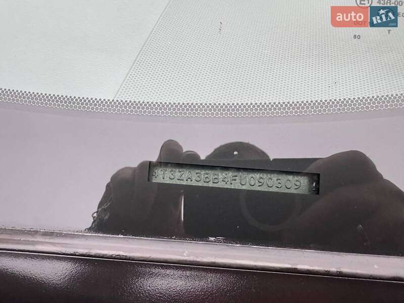 Позашляховик / Кросовер Toyota Venza 2014 в Хмельницькому