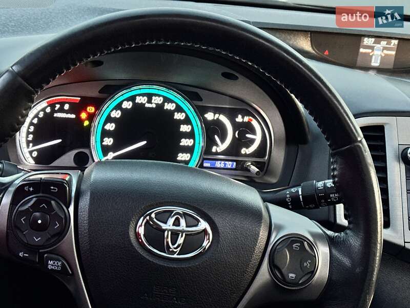Позашляховик / Кросовер Toyota Venza 2014 в Вінниці