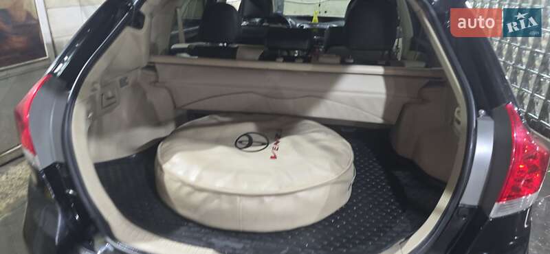 Позашляховик / Кросовер Toyota Venza 2010 в Києві