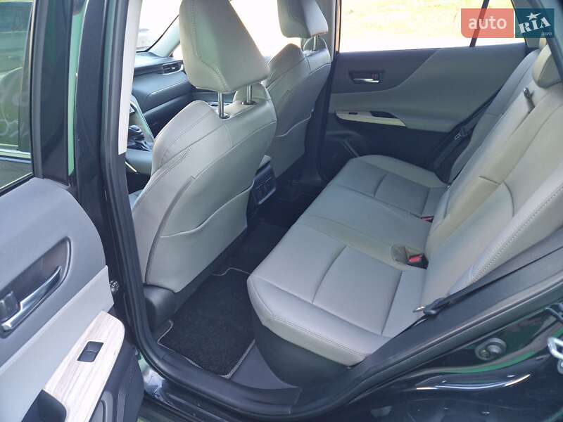 Внедорожник / Кроссовер Toyota Venza 2022 в Киеве