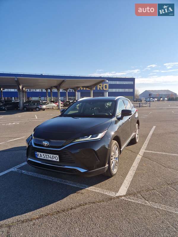 Внедорожник / Кроссовер Toyota Venza 2022 в Киеве