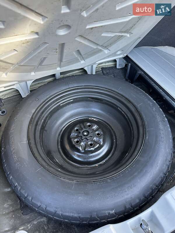 Внедорожник / Кроссовер Toyota Venza 2011 в Белогородке