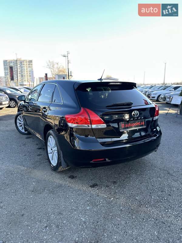 Внедорожник / Кроссовер Toyota Venza 2011 в Белогородке