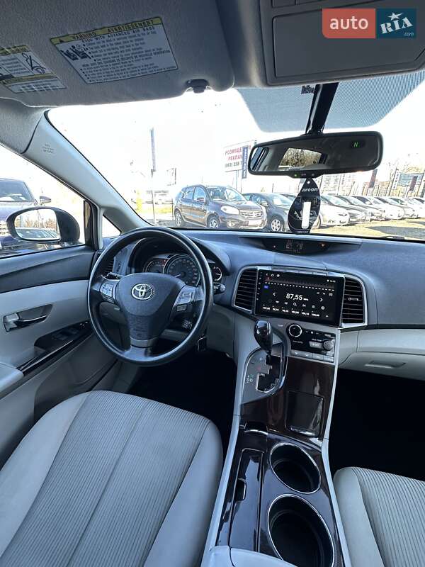 Внедорожник / Кроссовер Toyota Venza 2011 в Белогородке