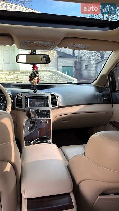 Внедорожник / Кроссовер Toyota Venza 2013 в Подольске