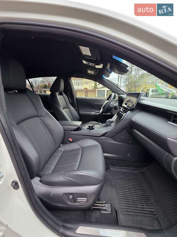 Внедорожник / Кроссовер Toyota Venza 2021 в Одессе