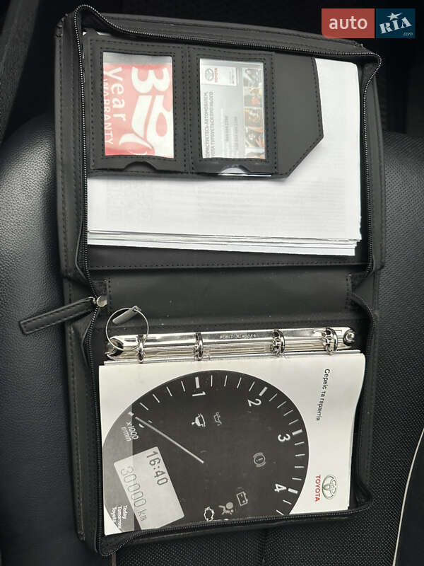 Внедорожник / Кроссовер Toyota Venza 2014 в Днепре фото 16 Внедорожник / Кроссовер Toyota Venza 2014 в Днепре