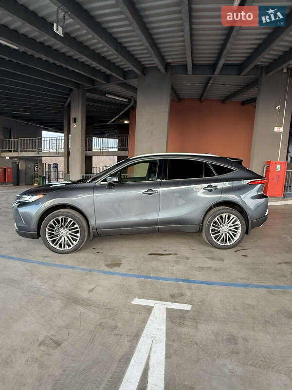 Внедорожник / Кроссовер Toyota Venza 2020 в Харькове